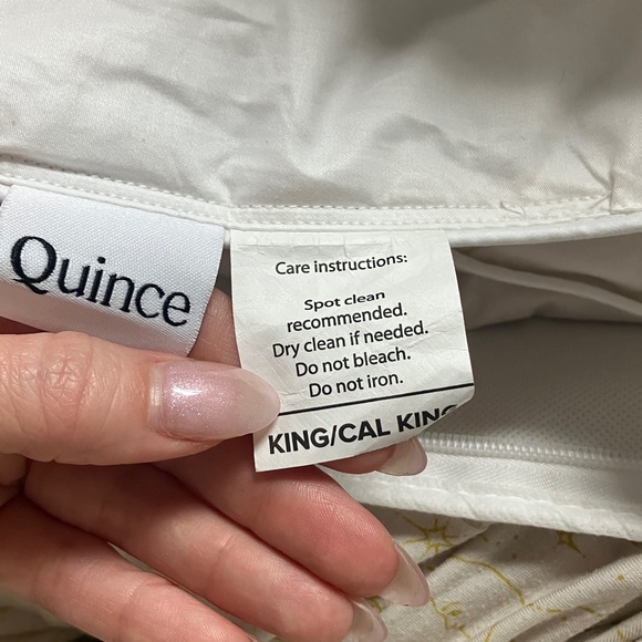 Quince Lightweight Premium Down Comforter - White
King/Cal King - Picture 4 of 9